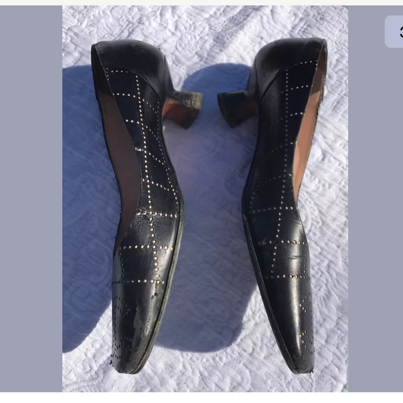 CHANEL Slip-On Black Leather Shoes US 6; EU 36 - Picture 3 of 8